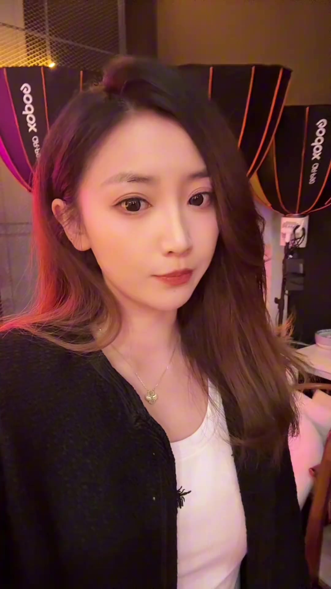 湖人vs爵士 又是好险拿下一场佳依要去安慰七姐咯